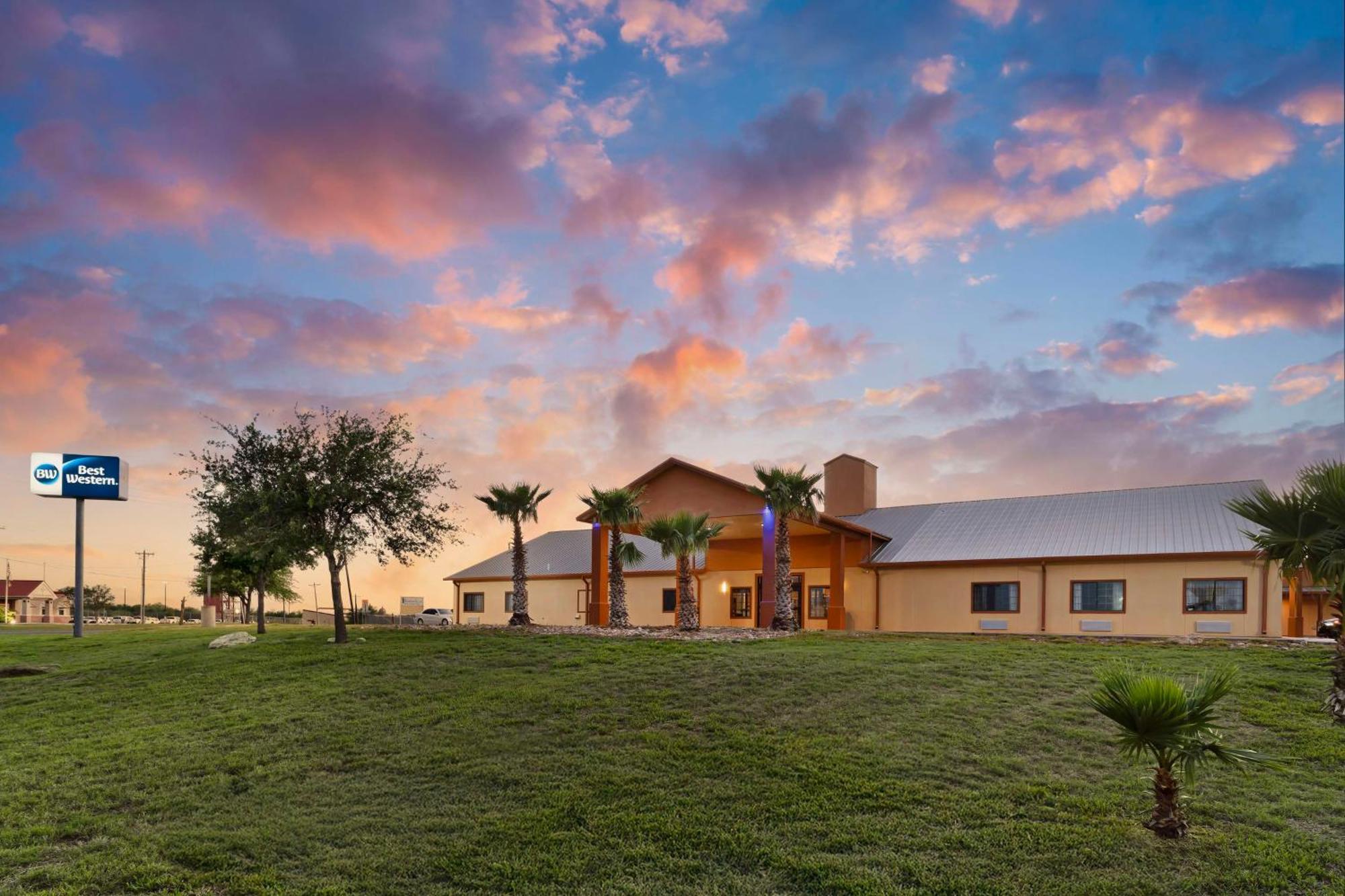 Best Western Hebbronville Inn Esterno foto